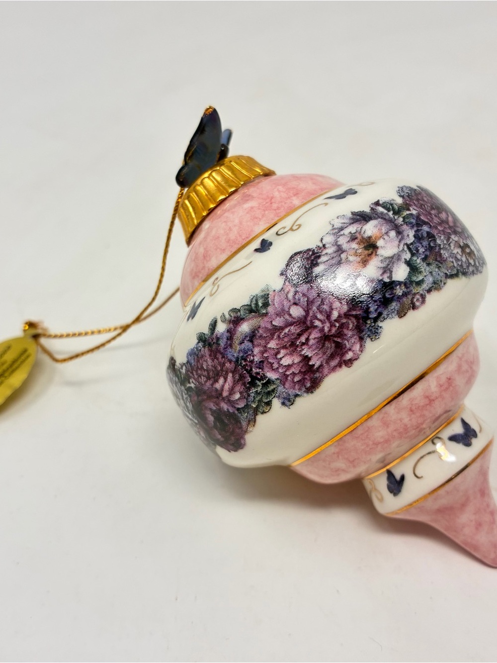 Circle Of Love Lena Liu Heirloom Porcelain Butterfly Floral Christmas Ornament